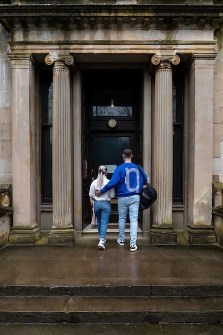 The Devonshire Suite - Your 5 Star West End Stay! Glasgow Exteriör bild